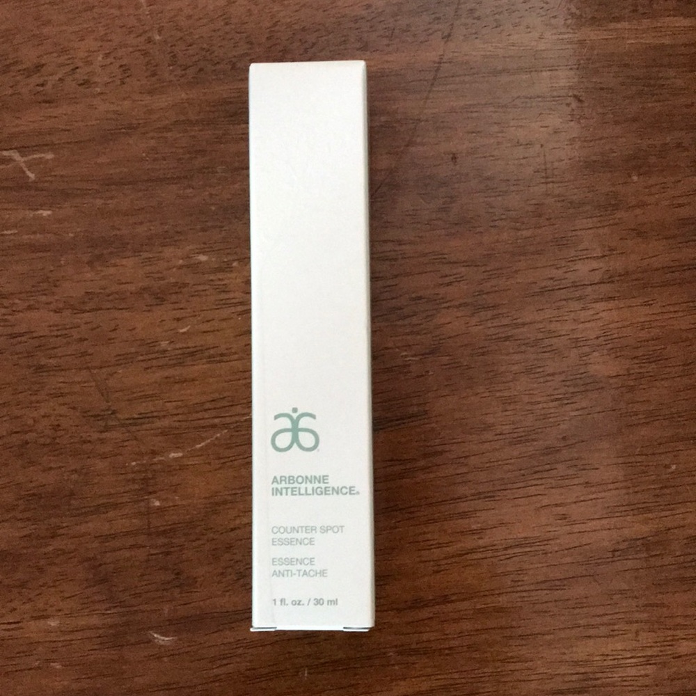 Arbonne Intelligence Counter Spot Essence